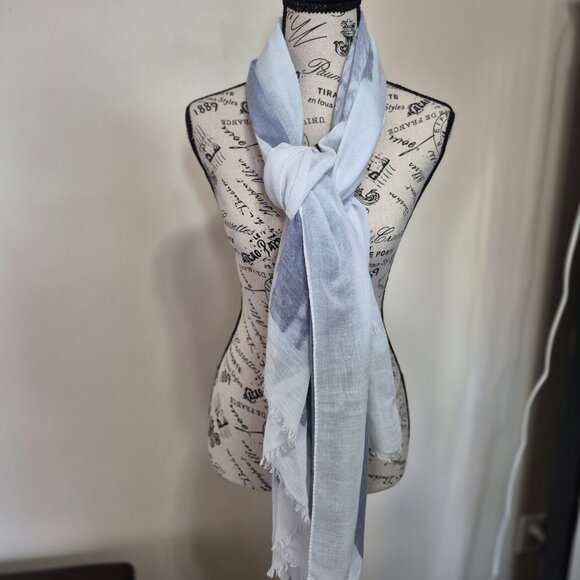 3/$25 Scarf / Wrap - Picture 4 of 10